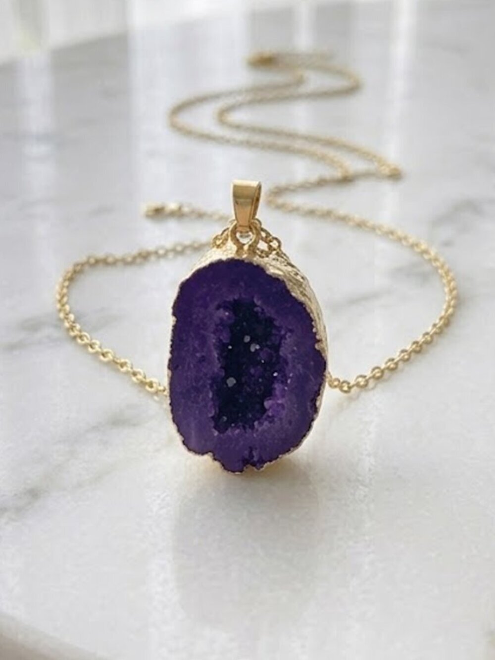Ladies Fashion Stone Ladies Necklace